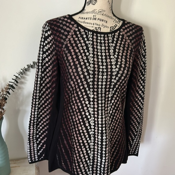 Nic+Zoe Patterned Lightweight Sweater Top Women's size PS - Picture 2 of 7